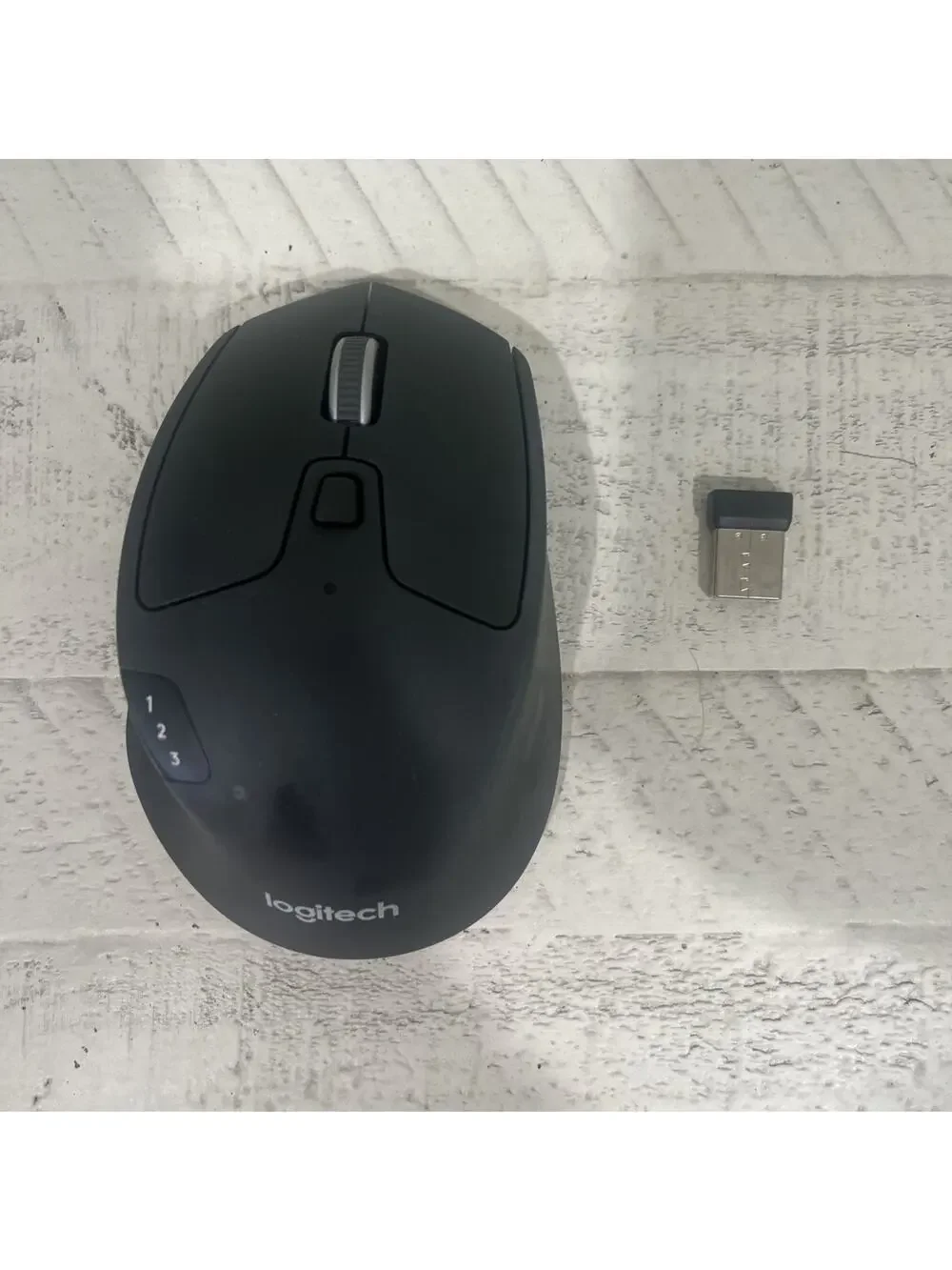 Logitech M720 Triathlon Precision Pro Wireless USB & Bluetooth Mouse PC / MAC